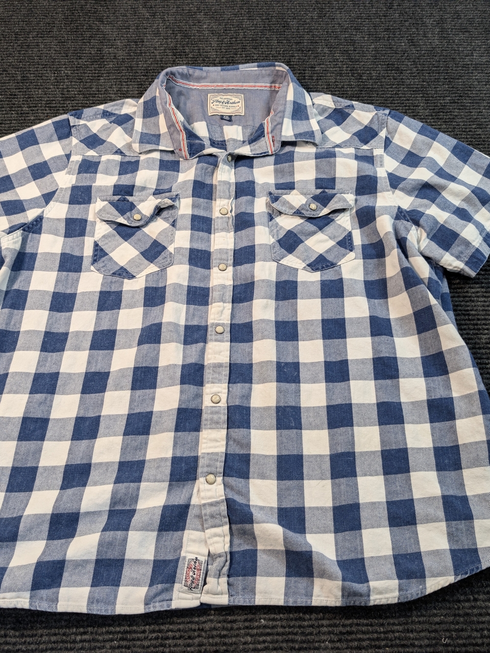 Men's Blue and White Check Short-Sleeve Button-Down Shirt - Casual